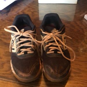 New Balance turf cleats sz 6